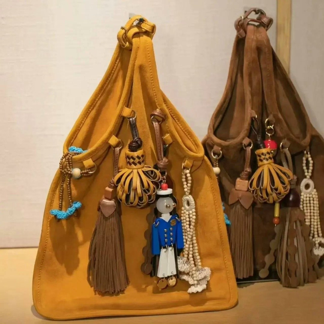 сумки коричневый,дизайнерские сумки,замшевая сумка,сумки женская,аксессуар для сумки