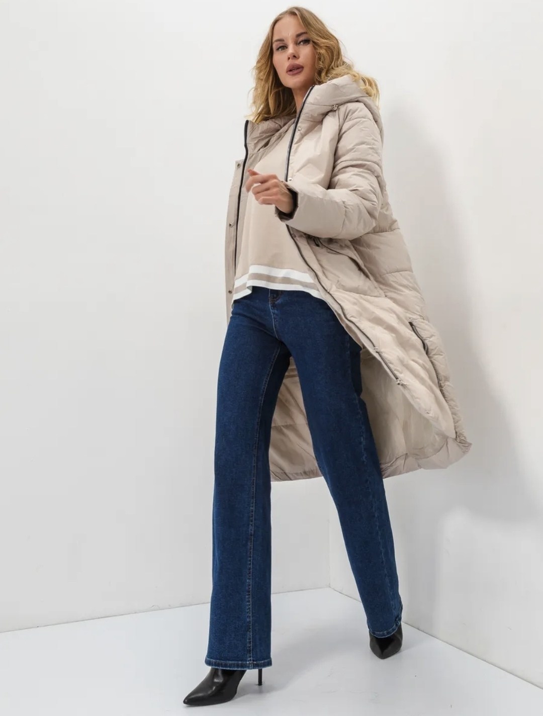 стильные пуховики,пуховик зимний длинный с капюшоном piomino,пуховик удлиненный женский,бежевый пуховик,пуховик женский зимний