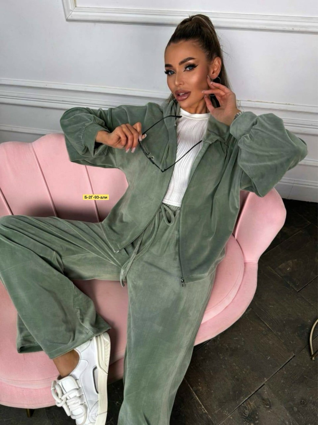 костюм двойка велюровый,костюм из велюра,велюровый спортивный костюм женски,спортивные костюмы женские,модные костюмы