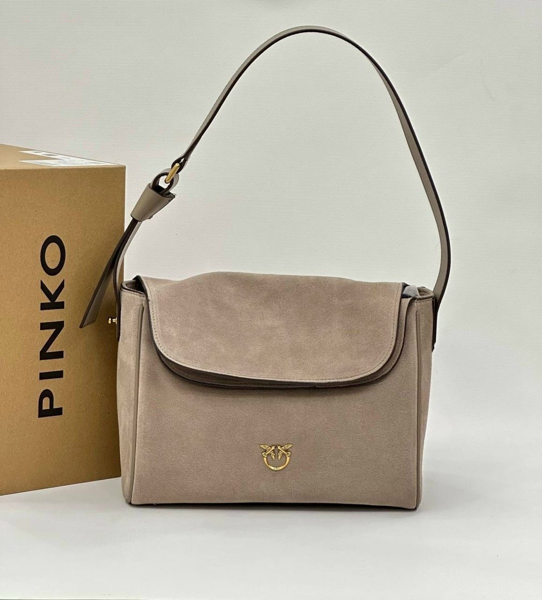 сумка пинко замшевая,замшевая сумка,сумка женская замшевая,замшевая сумка pinko,сумка