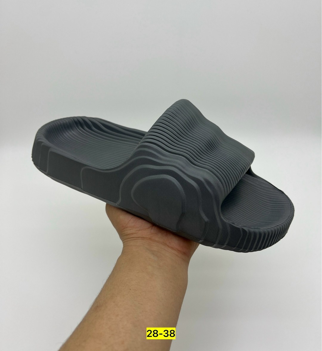 шлепанцы adidas adilette,,шлепанцы adidas,сланцы adidas,шлепанцы adidas adilette 22