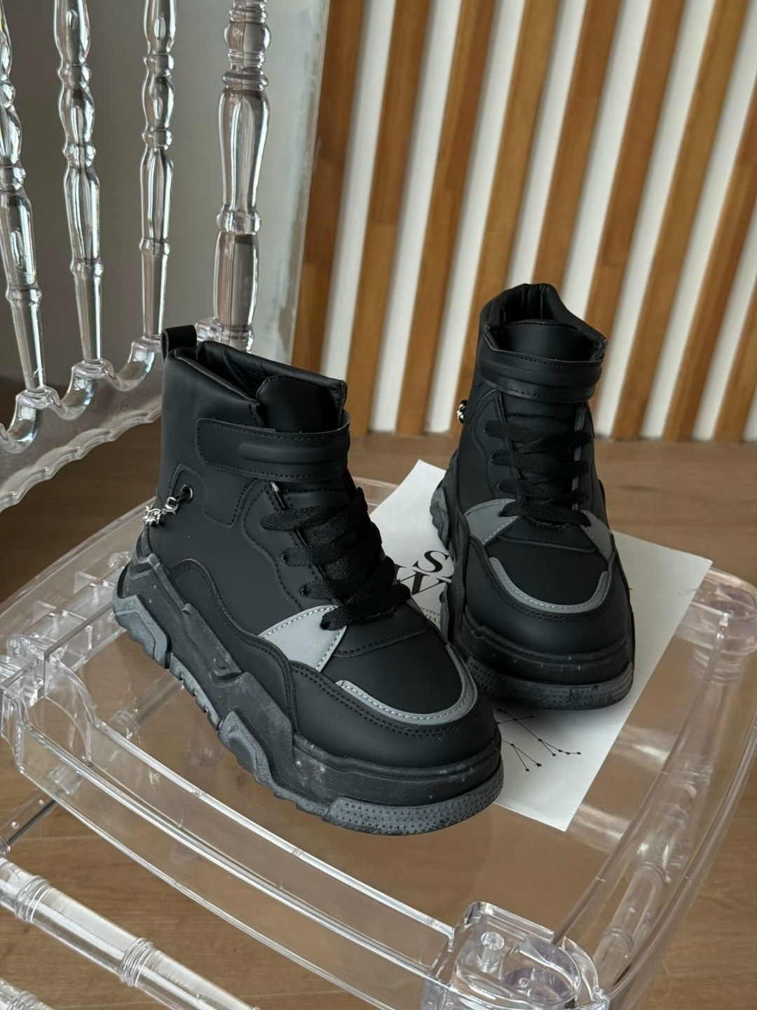 ,кроссовки женскиe,кроссовки женские зимние,кроссовки зимнее,черные кроссовки