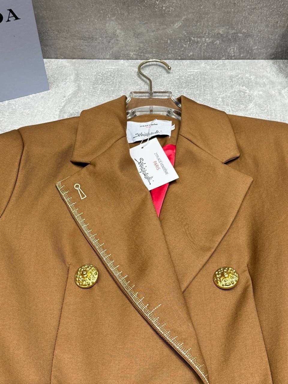 женский двубортный блейзер,двубортный блейзер,женский двубортный пиджак,пиджак блейзер,пиджак и жакет