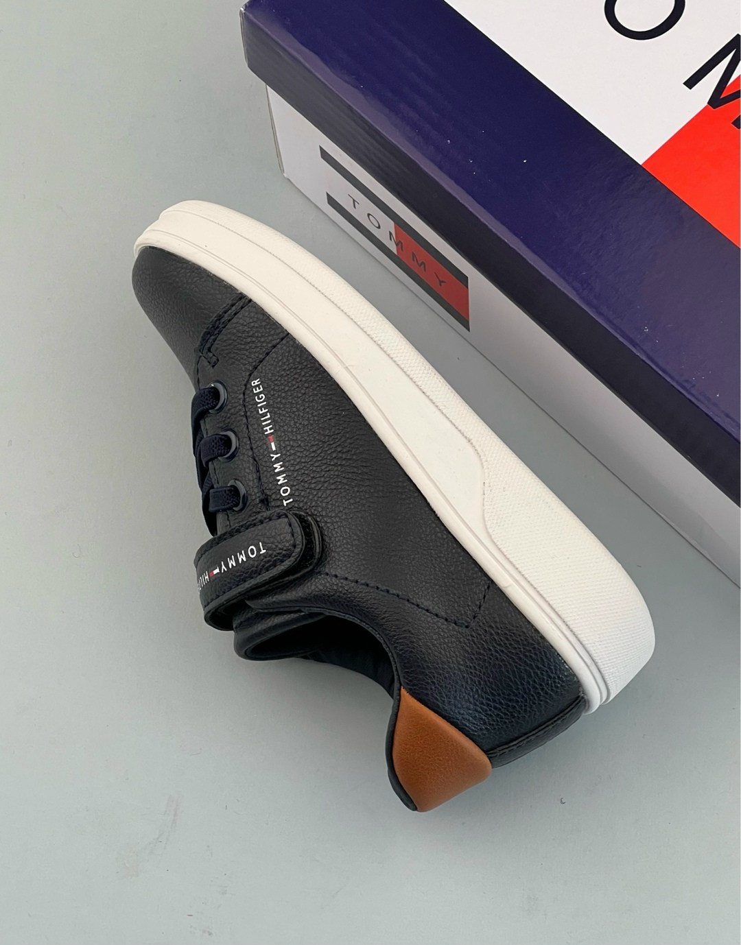 томми хилфигер детские кроссовки,кроссовки томми хилфигер,кеды tommy hilfiger,,кеды томи халфиджер