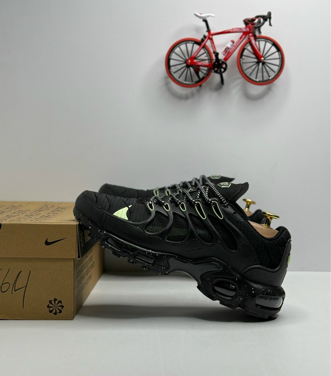 кроссовки nike air max tn plus terrascape,кроссовки nike air max plus tn,кроссовки nike air max terrascape plus,nike air max tn plus terrascape,nike air max plus tn black