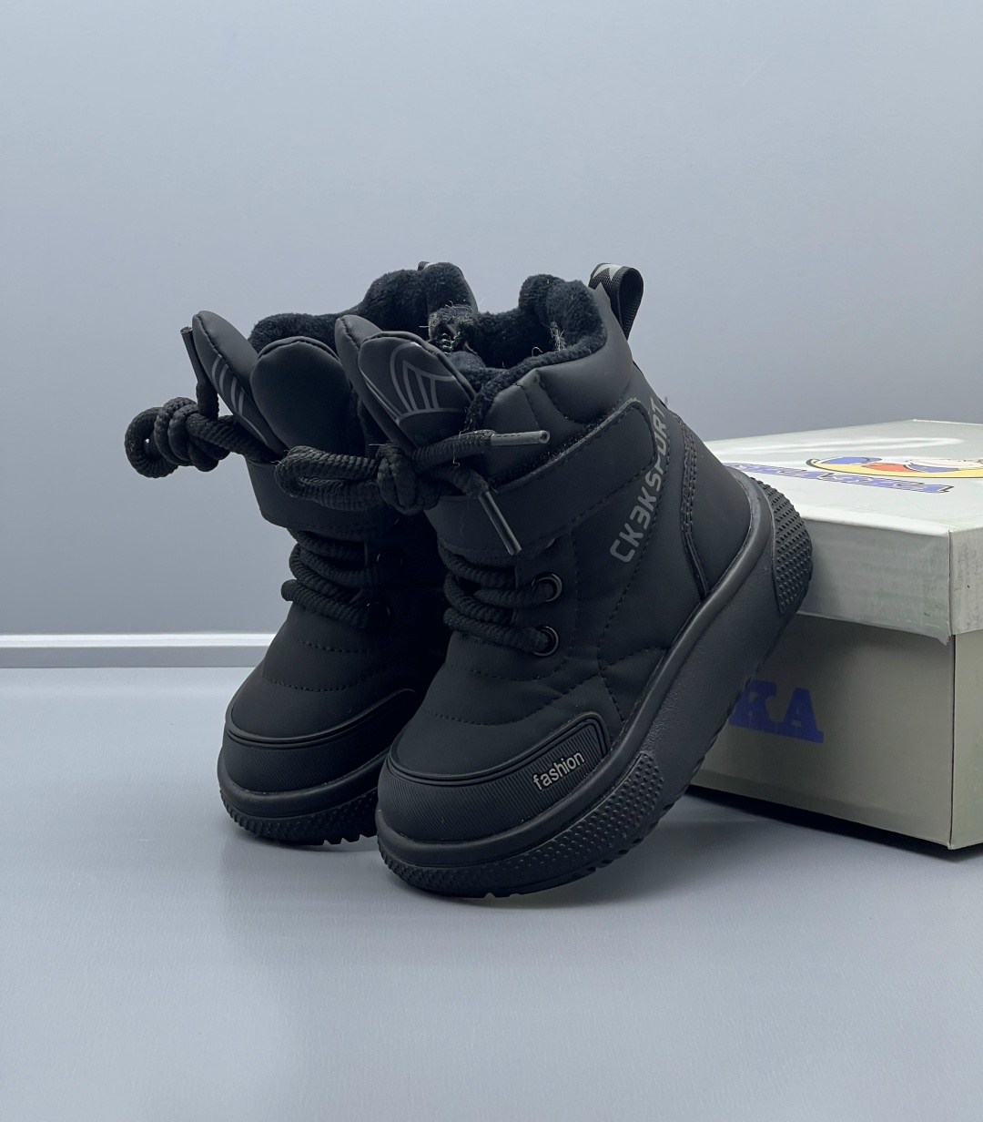 ботинки зимние детские,детские ботинки,, детская,детские дутики