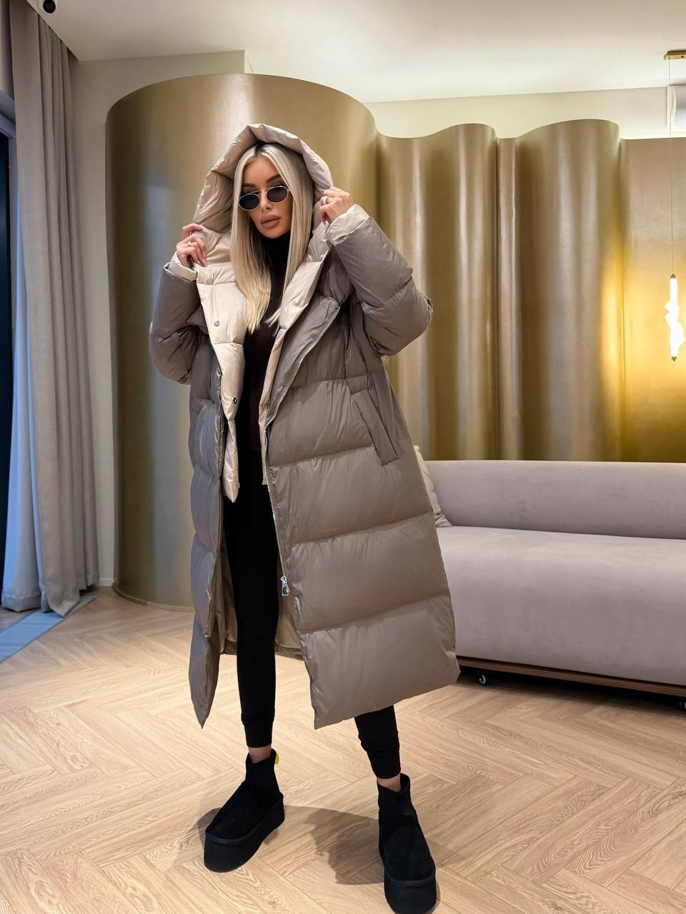 длинные пуховики,женские пуховики,женский длинный пуховик с капюшоном,пуховик повседневный,модные пуховики