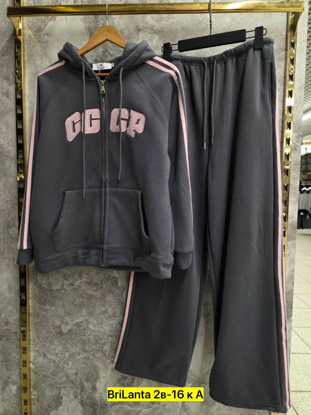 костюмы спортивные женские,спортивные костюм,костюм спортивные женские костюмы,модные костюмы,спортивный костюм спортивные костюмы