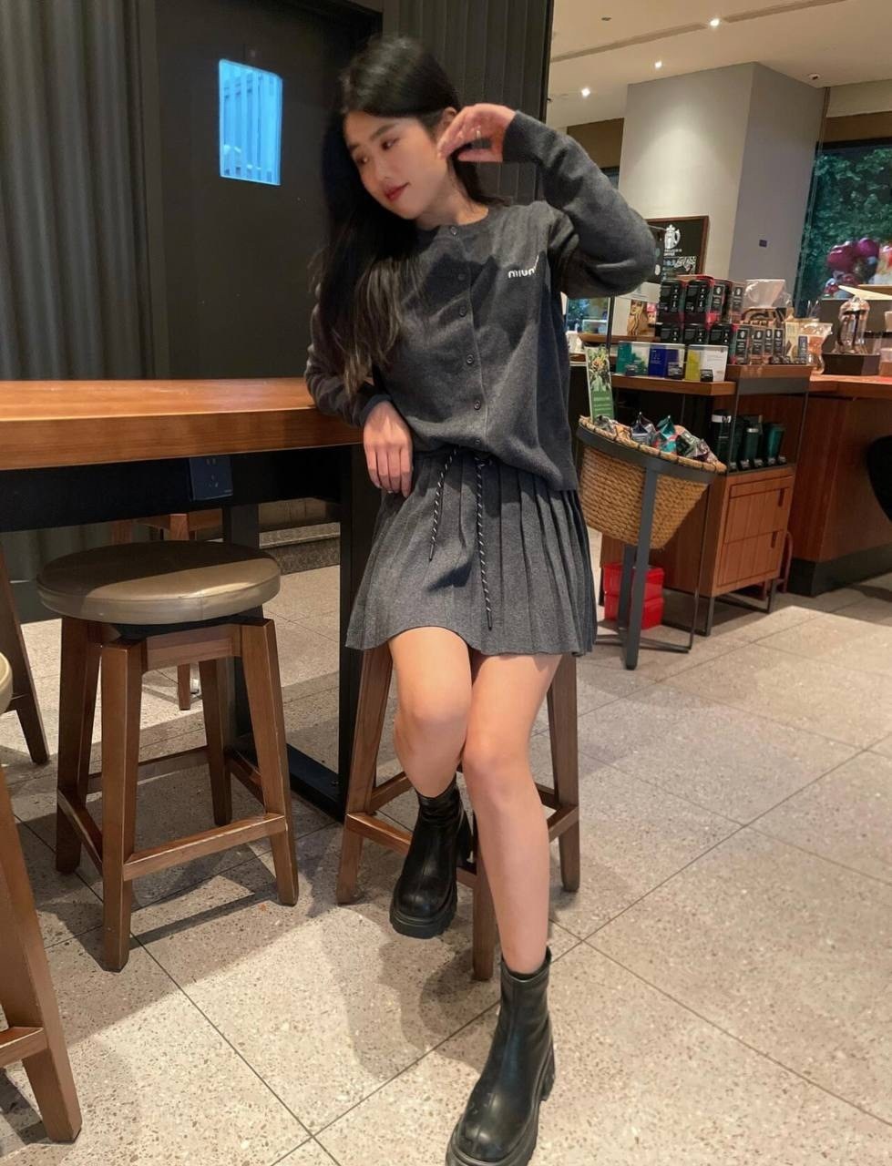 элегантные кардиганы,женский трикотажный костюм с юбкой,трикотажные костюмы с юбкой,вязаный костюм с юбкой,костюм с юбкой