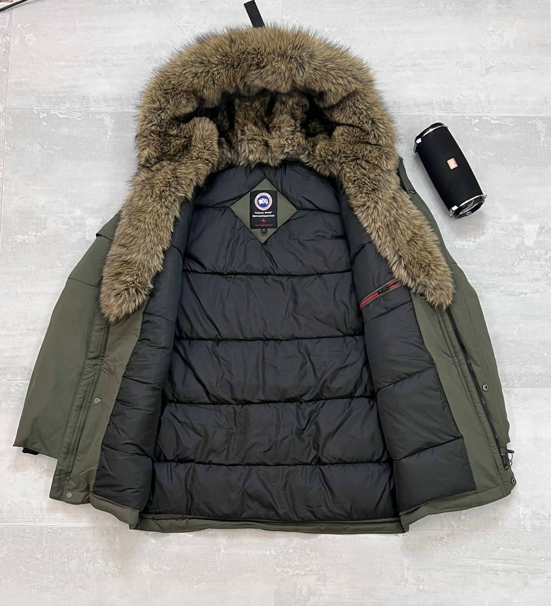 куртка canada goose зимняя,куртка canada goose мужская,зимние куртки,canada goose пуховики мужские,зимняя мужская куртка парка