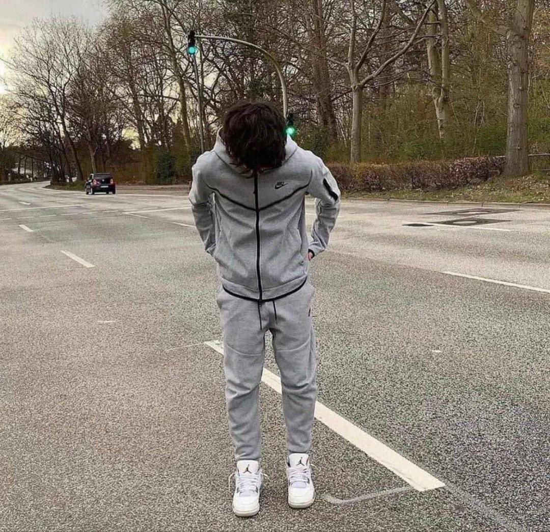 костюм nike tech fleece,nike tech fleece,nike tech fleece outfit,спортивный костюм для мужчин,спортивные костюмы мужские