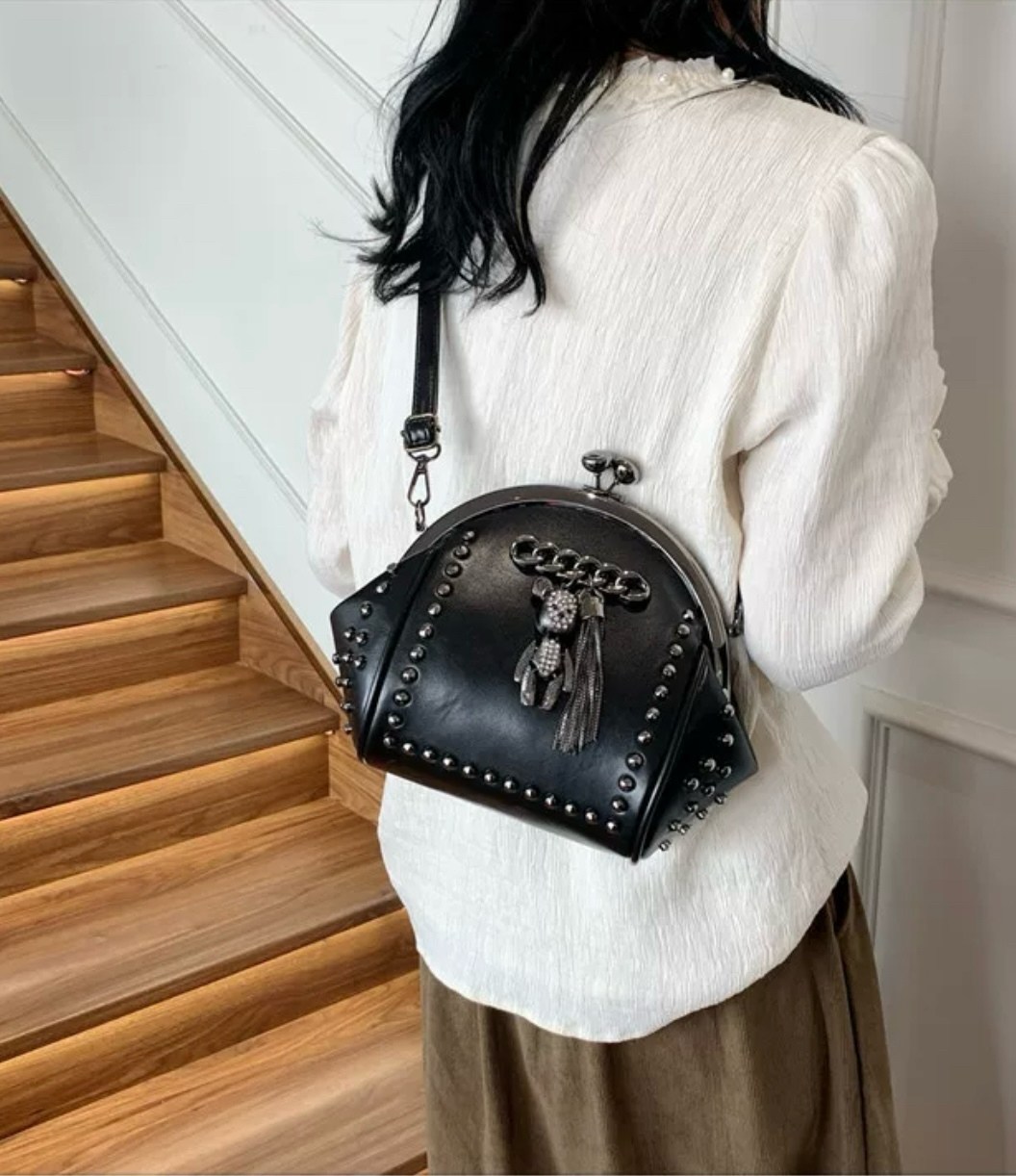 сумка женская с клепками,сумка эко кожа,сумка,сумочка,модная сумка