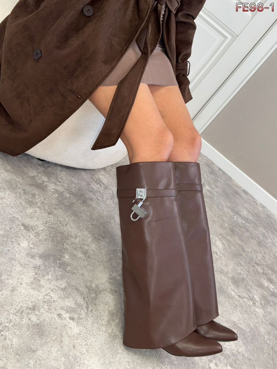 сапоги givenchy,сапоги живанши,женские сапоги,кожаные сапоги,сапоги givenchy shark lock