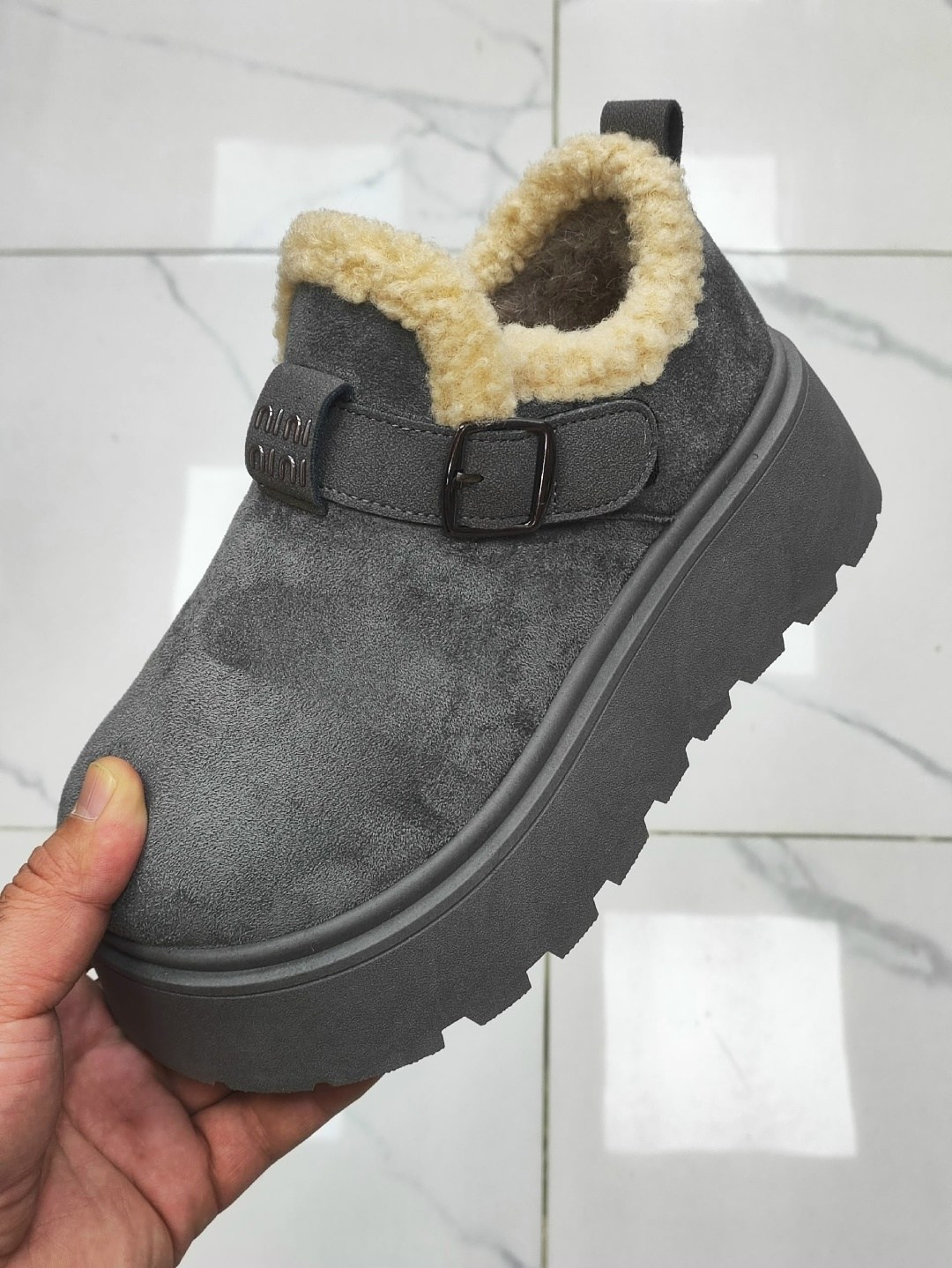 , женская, женская зимняя,женские угги,модная