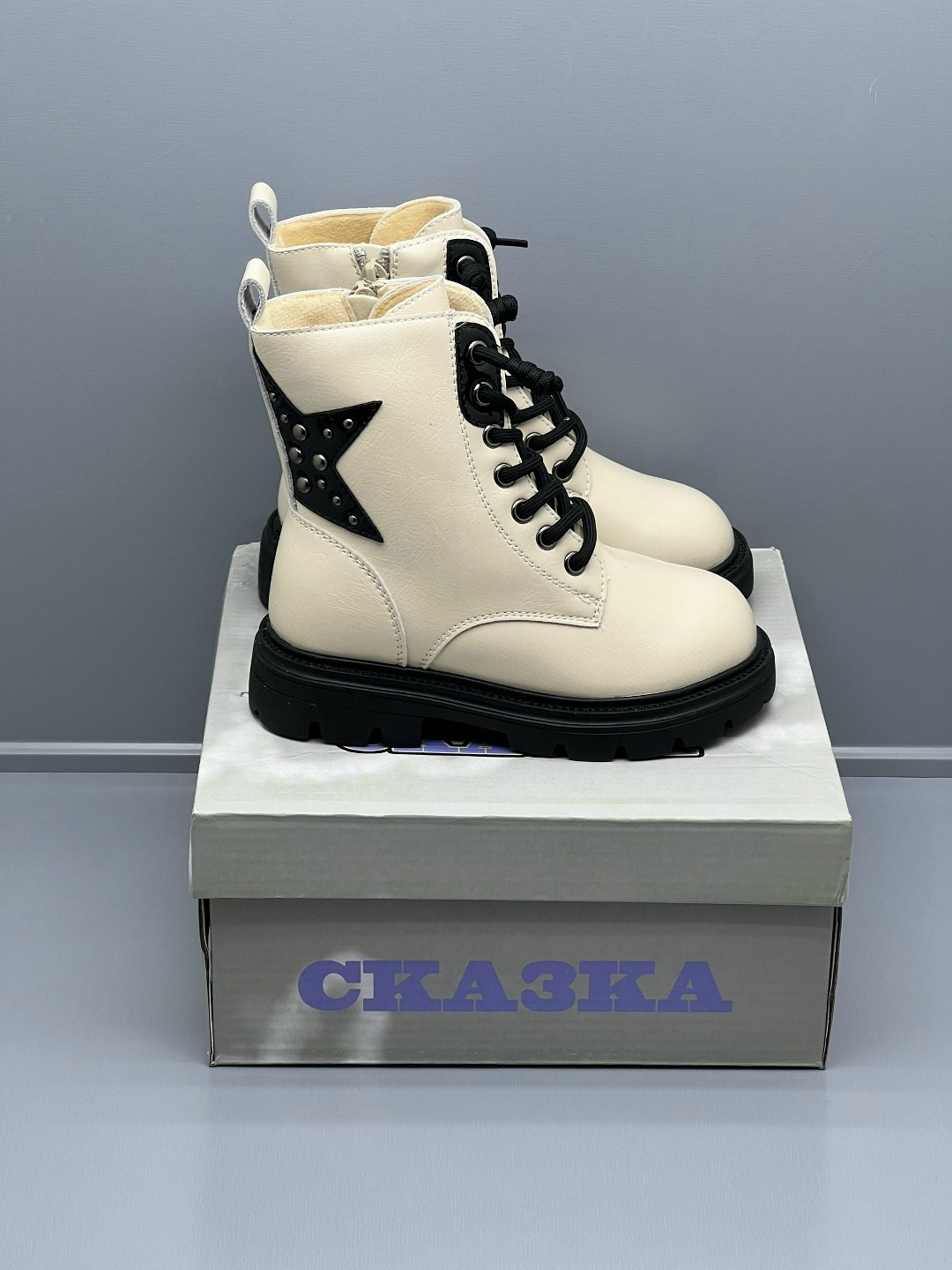 ,ботинки детские,ботинка для девочек,детская ,ботинка