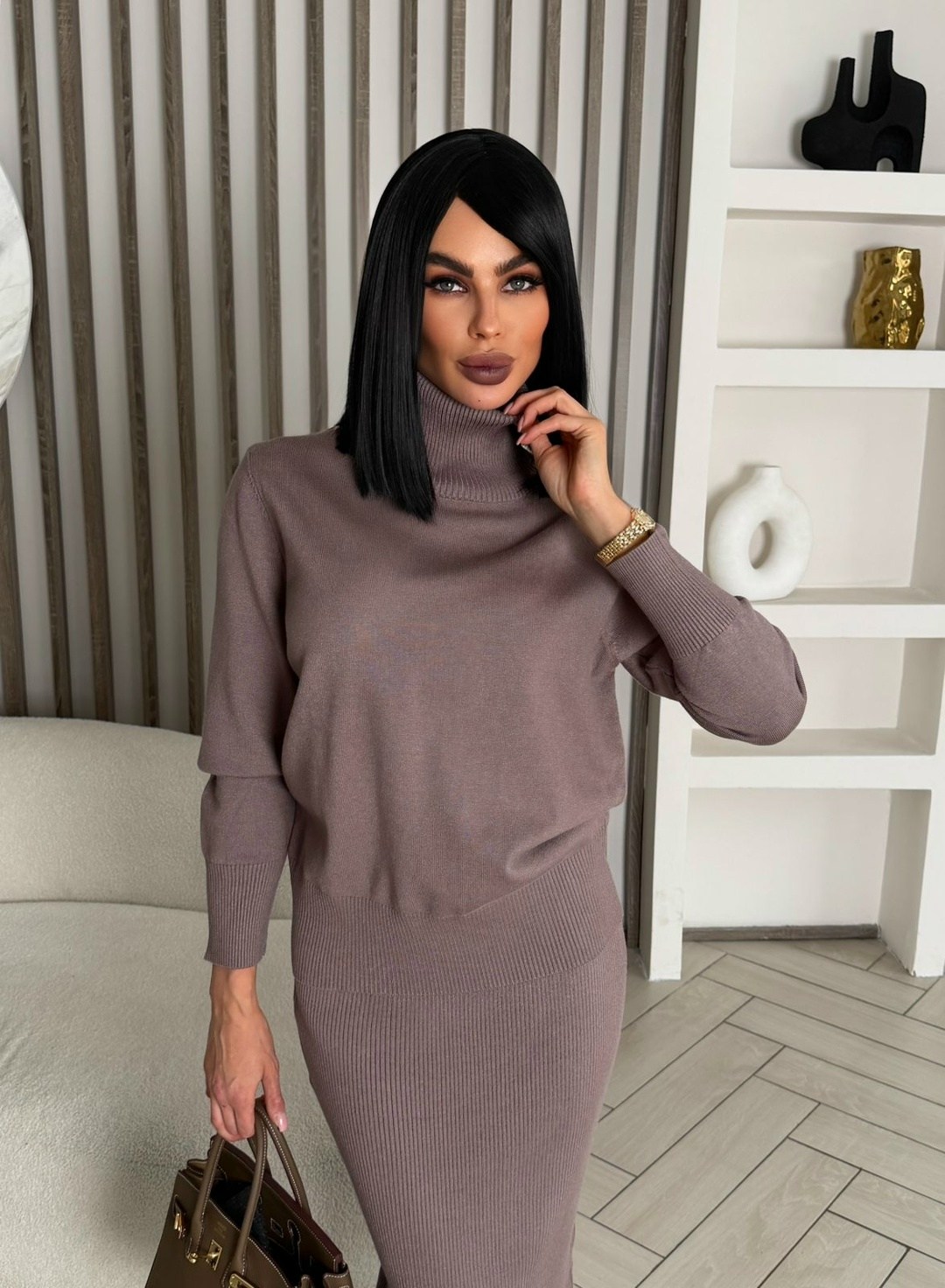 костюм с юбкой трикотажный теплый,женский трикотажный костюм с юбкой,трикотажные костюмы с юбкой,вязаный костюм с юбкой,трикотажный костюм с юбкой миди