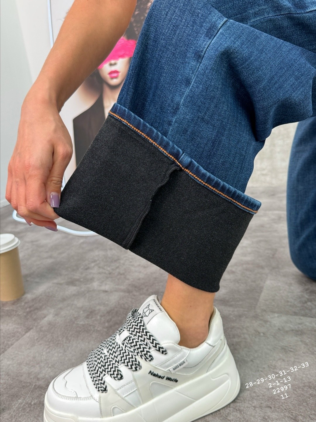 женские джинсы,джинсы широкие,женские широкие джинсы,джинсы женские клеши,джинсы женские прямые