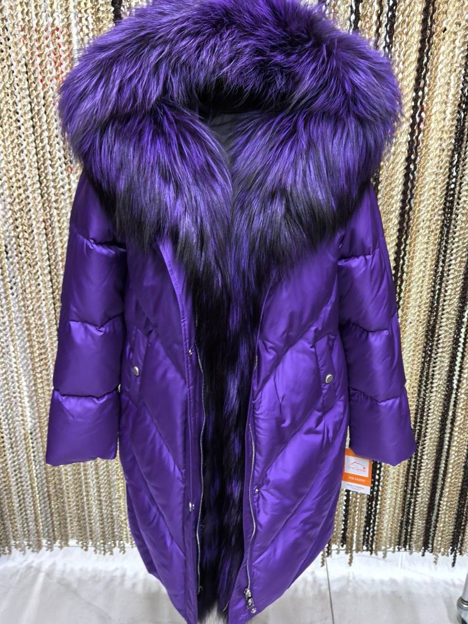пуховики с мехом,парка с натуральным мехом,пуховик женский с мехом,пуховики с натуральным мехом,красная парка с мехом