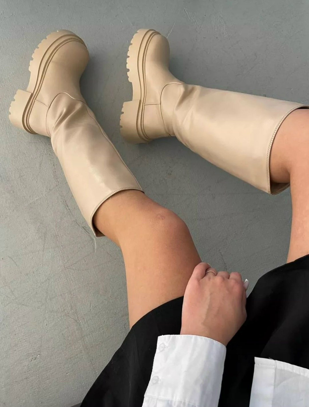 женские сапоги,бежевые сапоги,стильные сапоги,сапоги зимние,модные сапоги