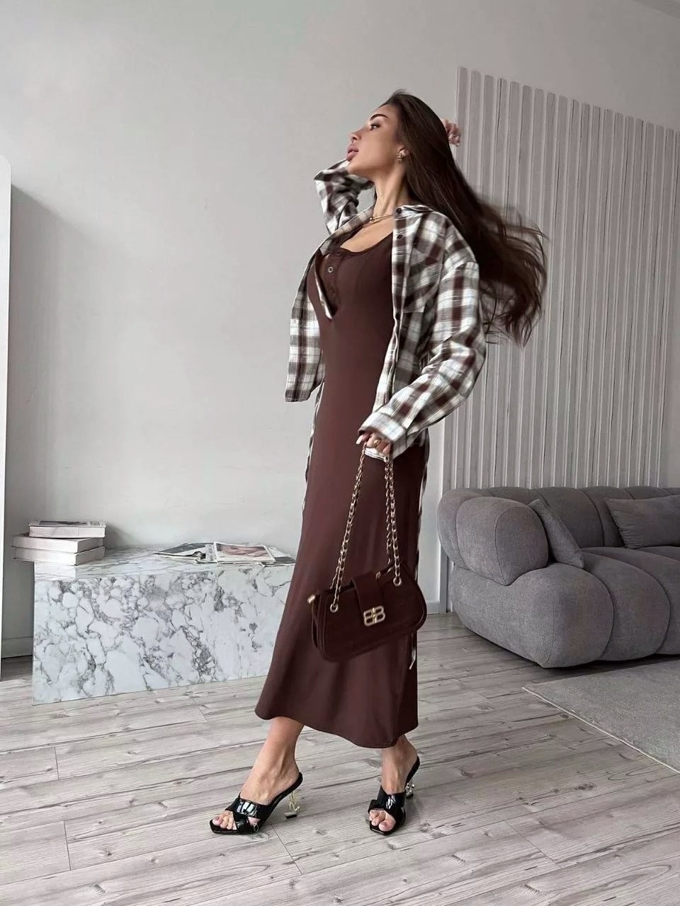 платье рубашка в клетку,стильный женский костюм,женская рубашка в клетку,женский костюм двойка,костюмы комплекты