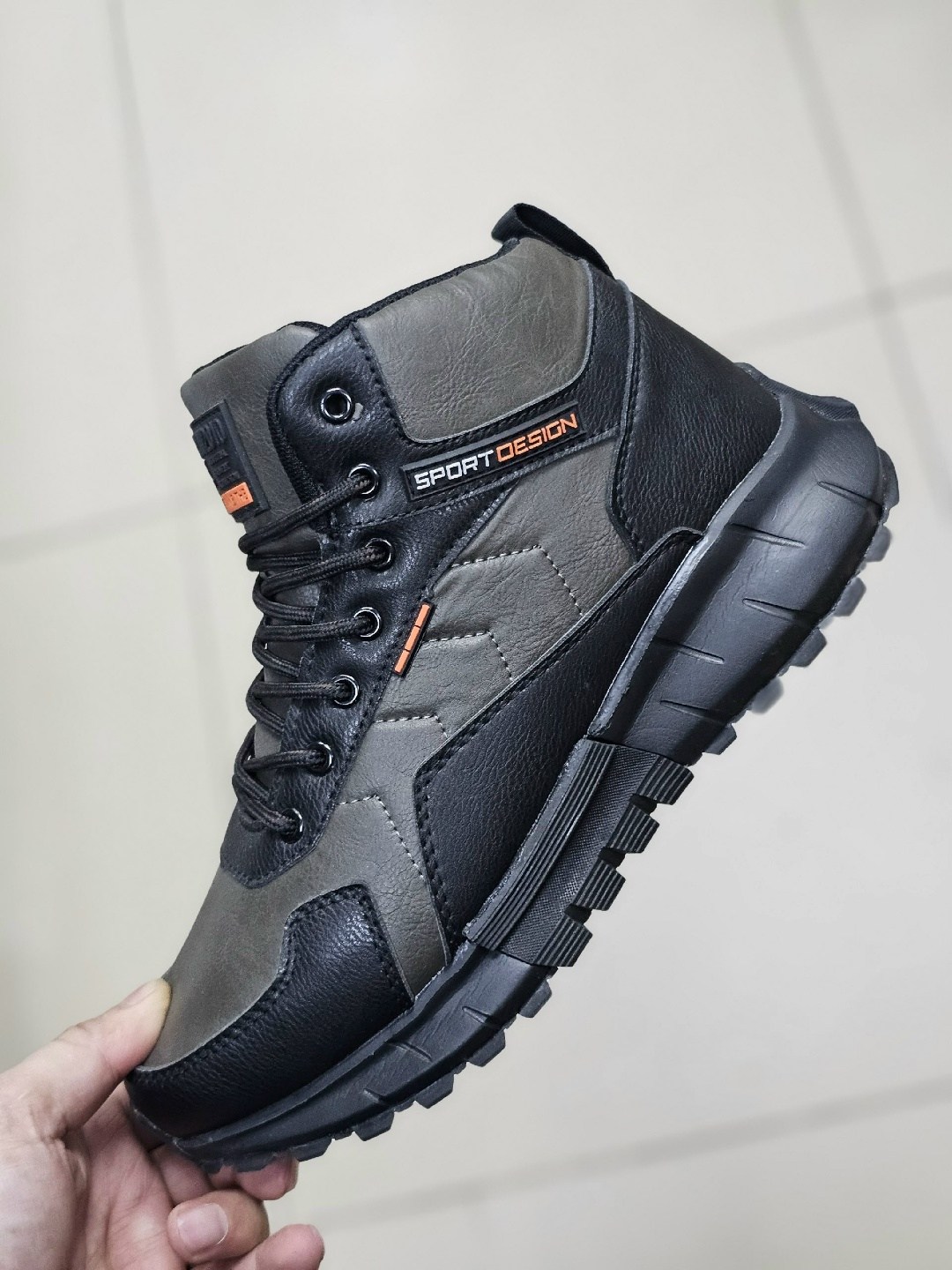 адидас кроссовки мужские зимние с мехом кожа,,зимние мужские кроссовки,зимние кроссовки,кроссовки зимние bona