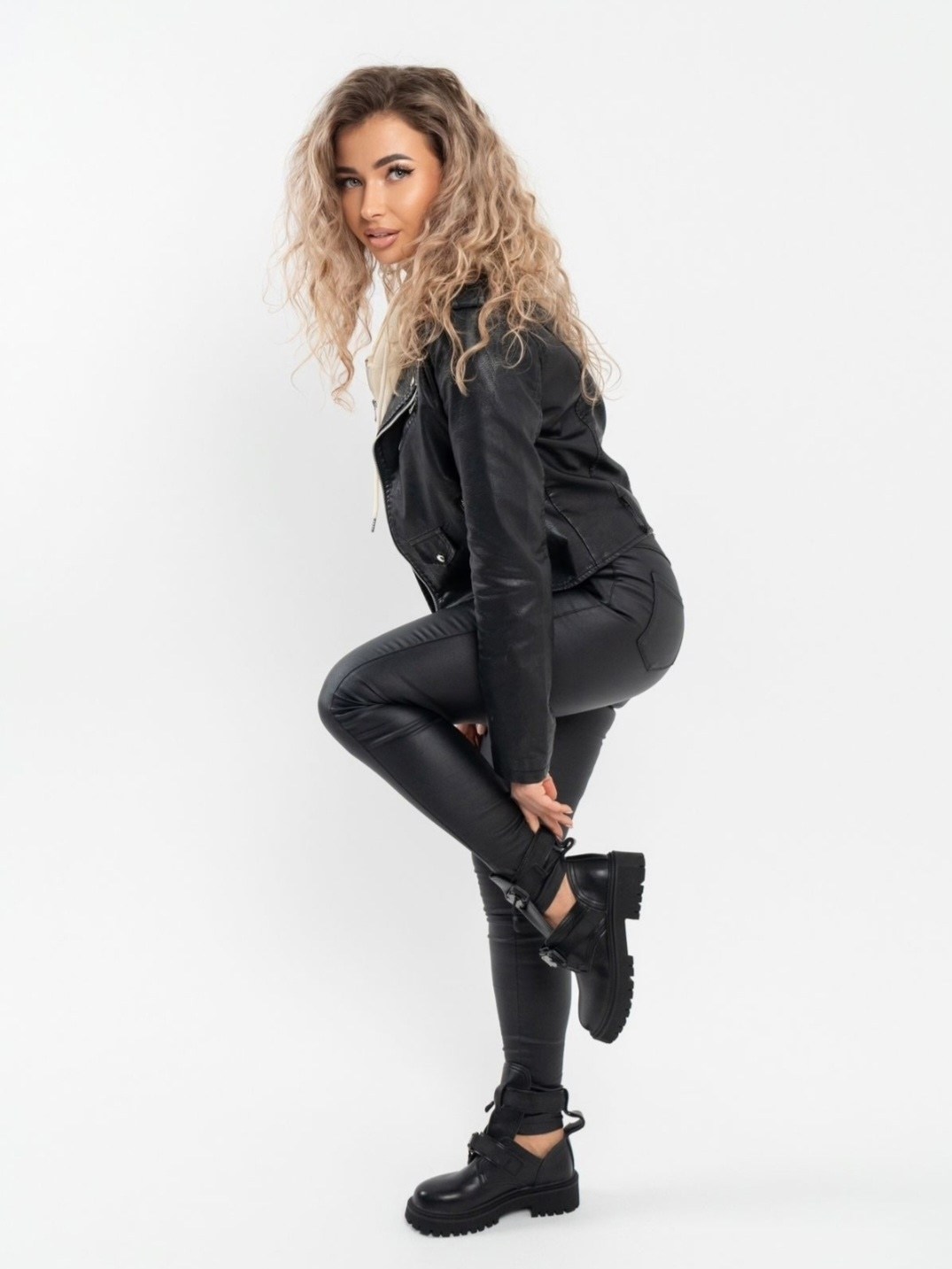 ,босоножки эко,ботинки женские,ботинка,полусапожки весенние