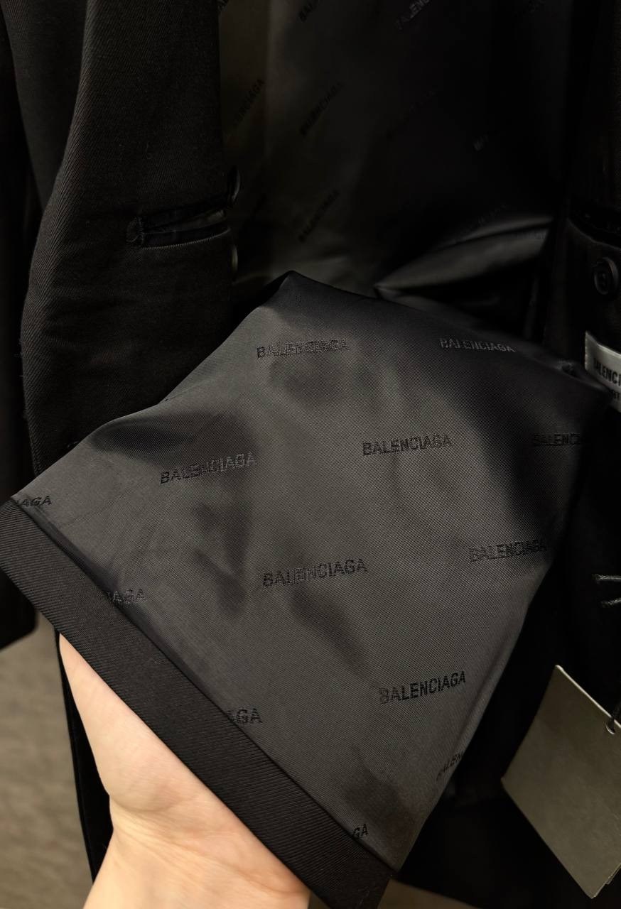 пиджак баленсиага,баленсиага кристобаль,пиджак balenciaga,оверсайз костюм,костюм оверсайз мужской