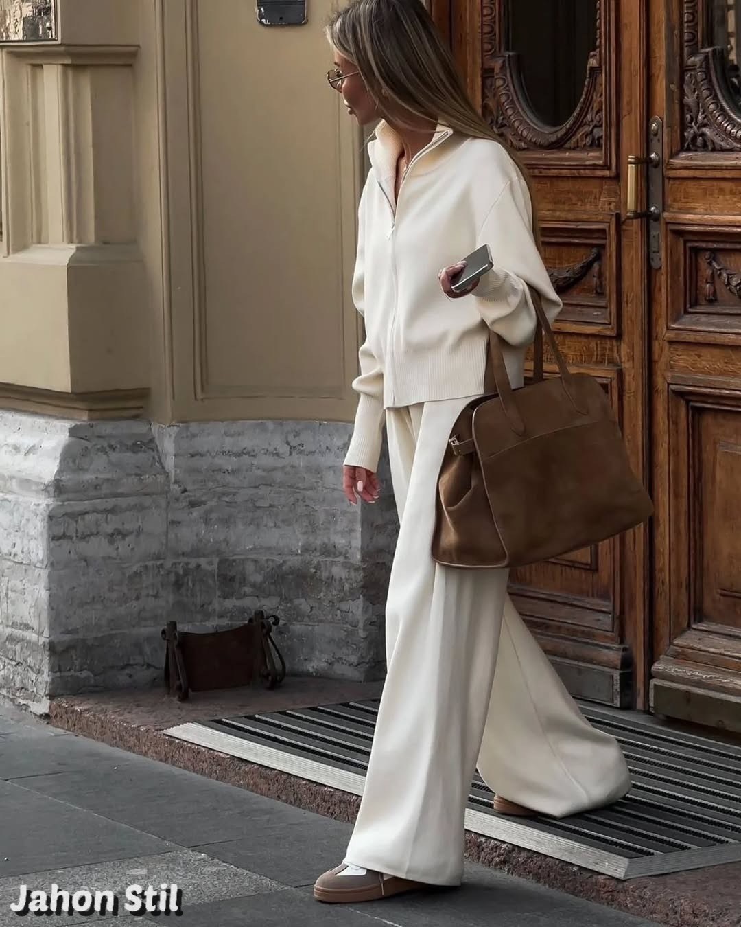 кашемировый костюм женский,костюм двойка кашемир,кашемировый костюм,трикотажные костюмы женские,костюм молочный