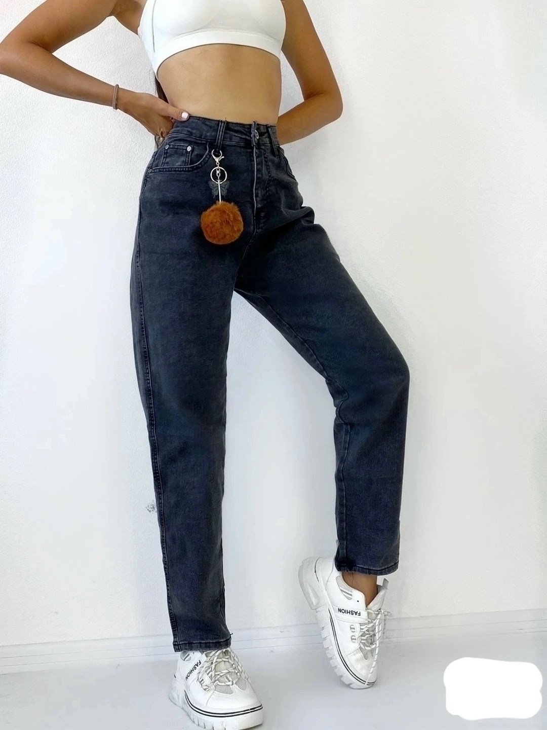 меховой брелок,брелок пушистый,пушистые брелки,брелок с помпоном,модные брелки