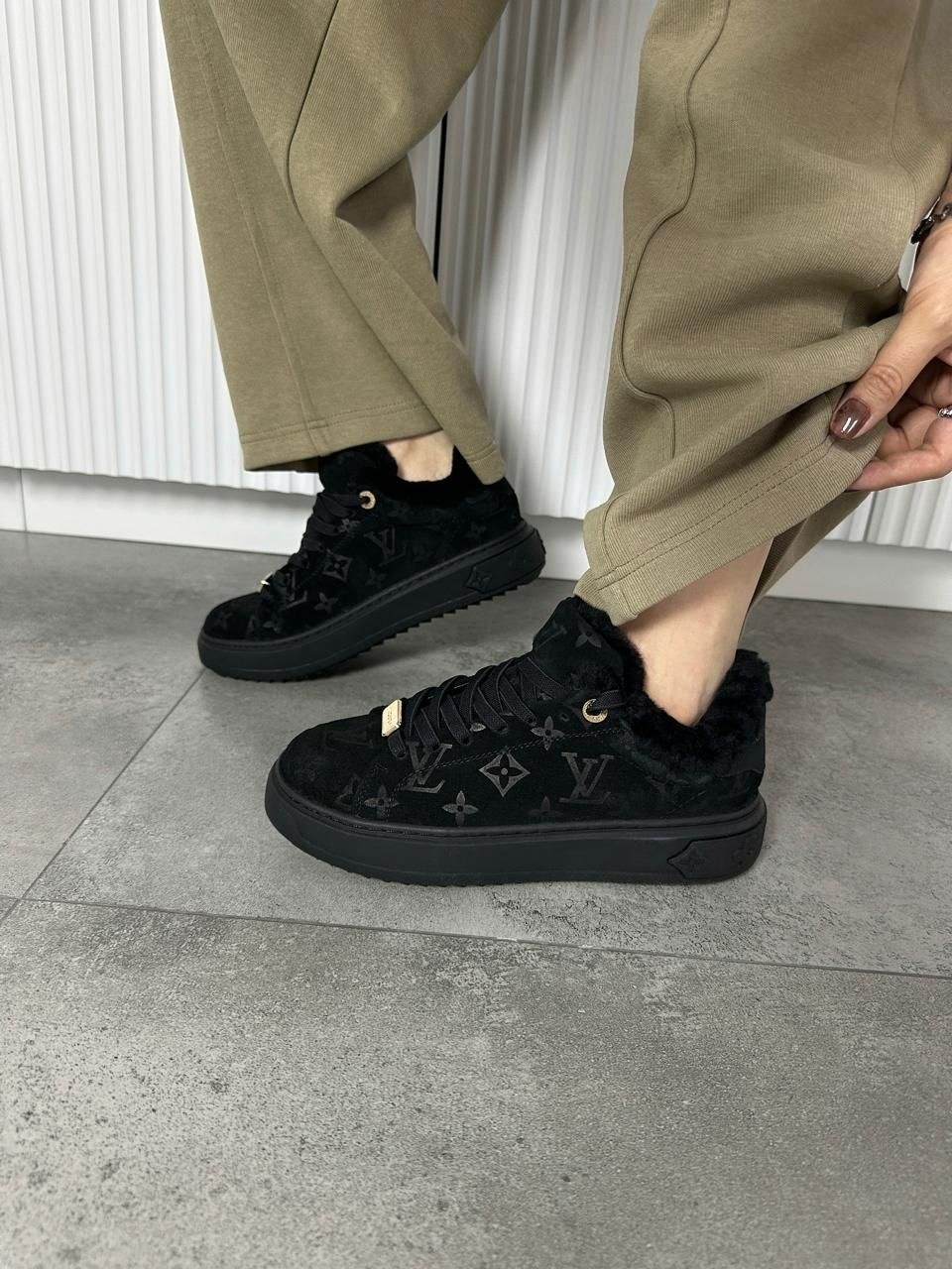 кроссовки женские louis vuitton,луи виттон кроссовки женские зимние,кеды луи виттон женские черные,зимние кроссовки louis vuitton,кроссовки зимние луи виттон