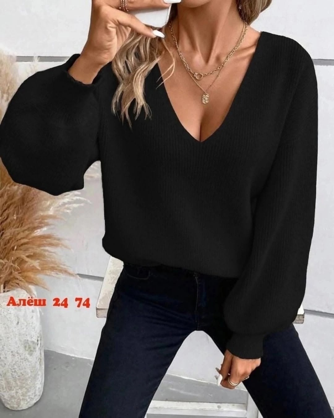 стильная кофта,свитер с открытой спиной,модные свитера,модные женские кофты,вязаные свитера