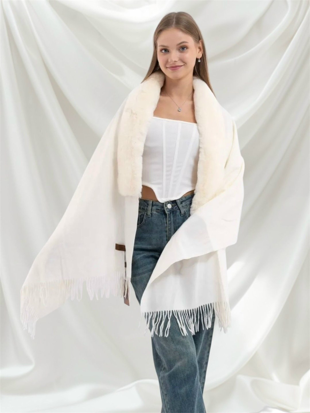 женская накидка,накидки,вязаная накидка,теплая накидка,меховая накидка