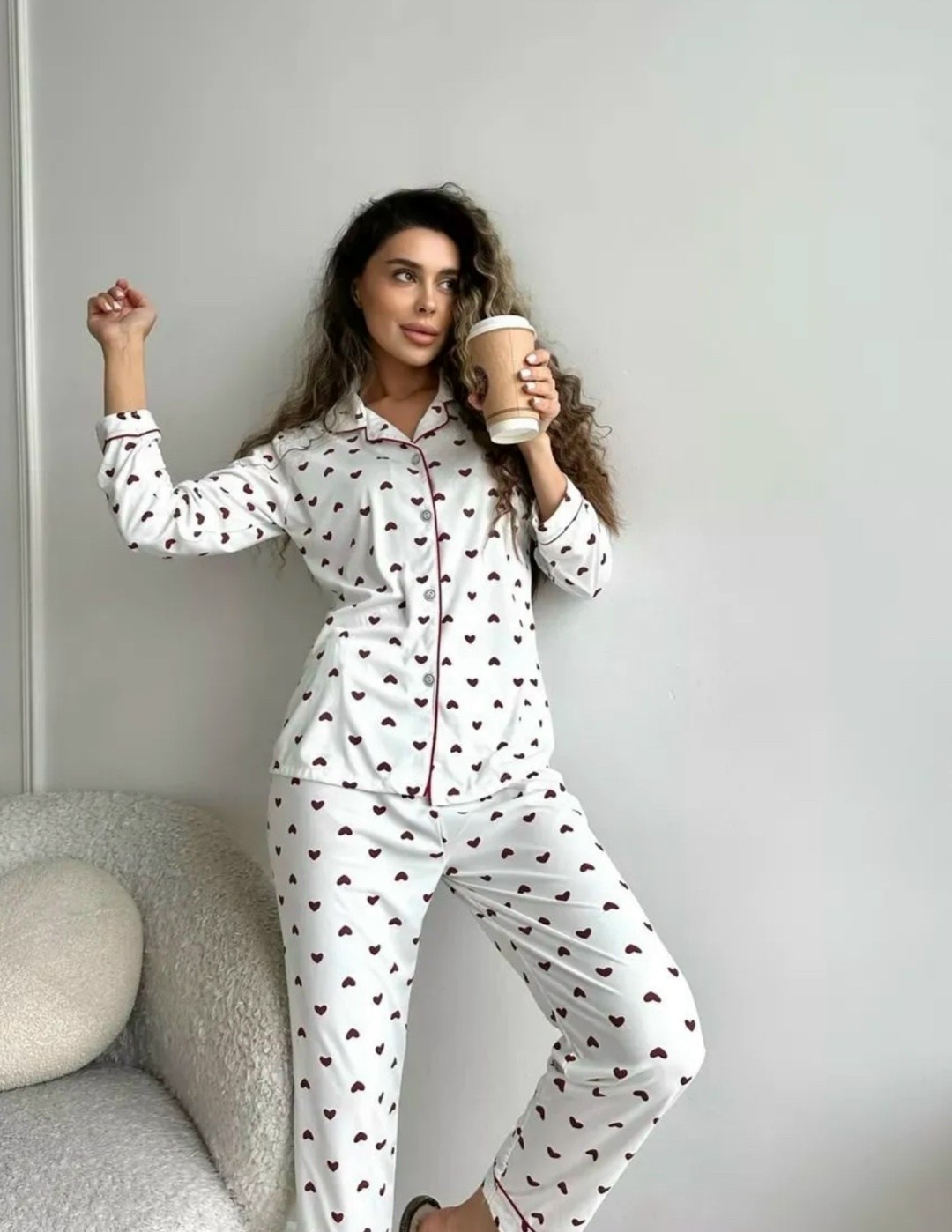 пижама с сердечками женская,пижама в сердечко,пижама для женщин,пижама женская комплект,домашняя пижама со штанами и рубашкой с сердечками