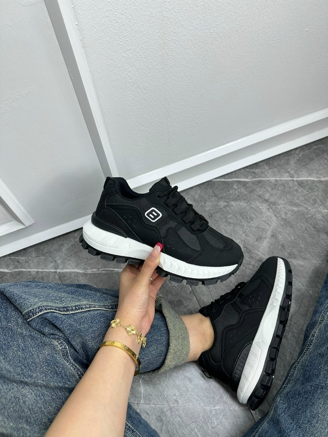 кроссовки,кроссовки женскиe,женские белые кроссовки,белые кроссовки ,белые кроссовки