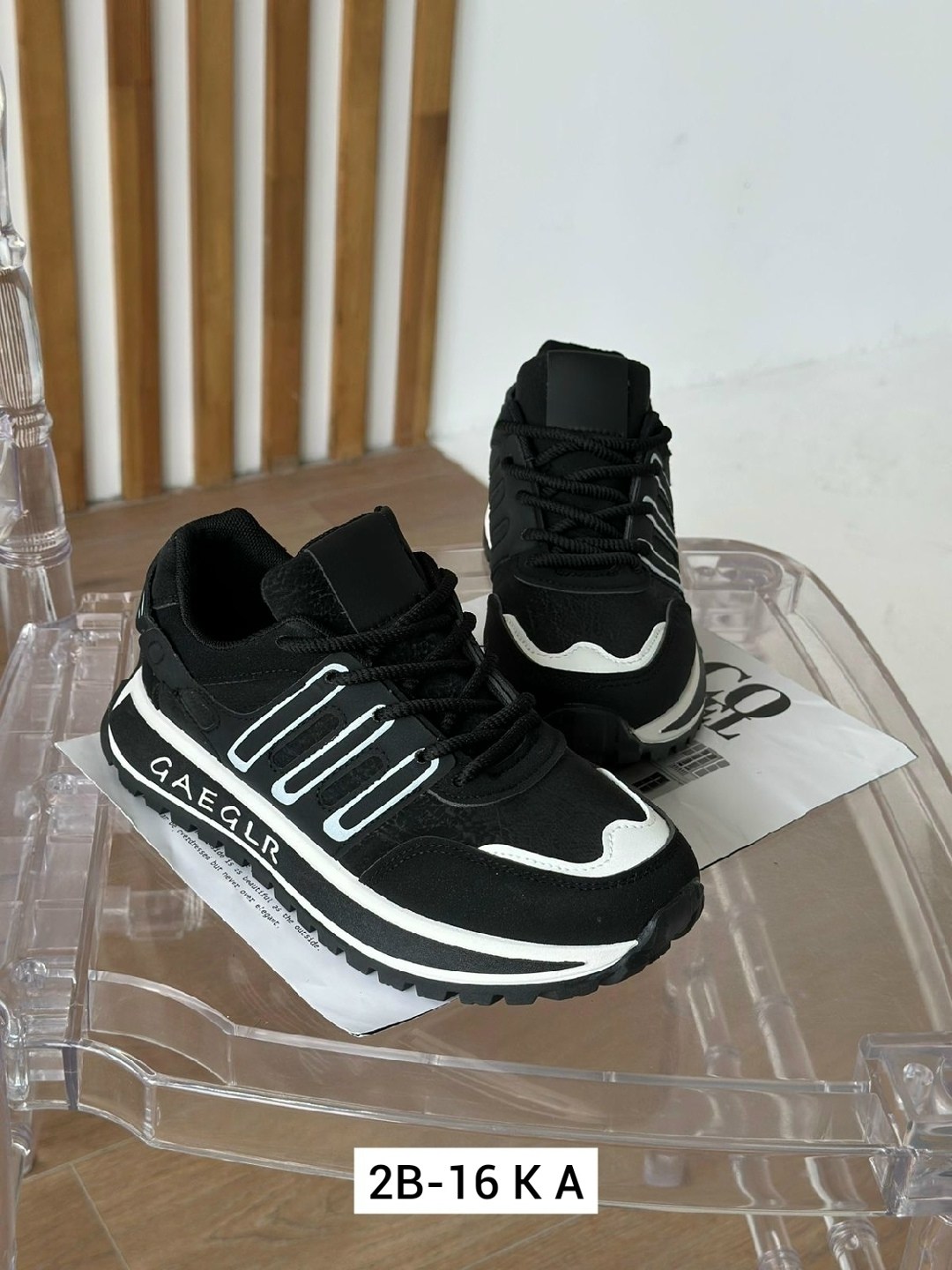 женские кроссовки,повседневные кроссовки,,кроссовки модные,кроссовки весенний