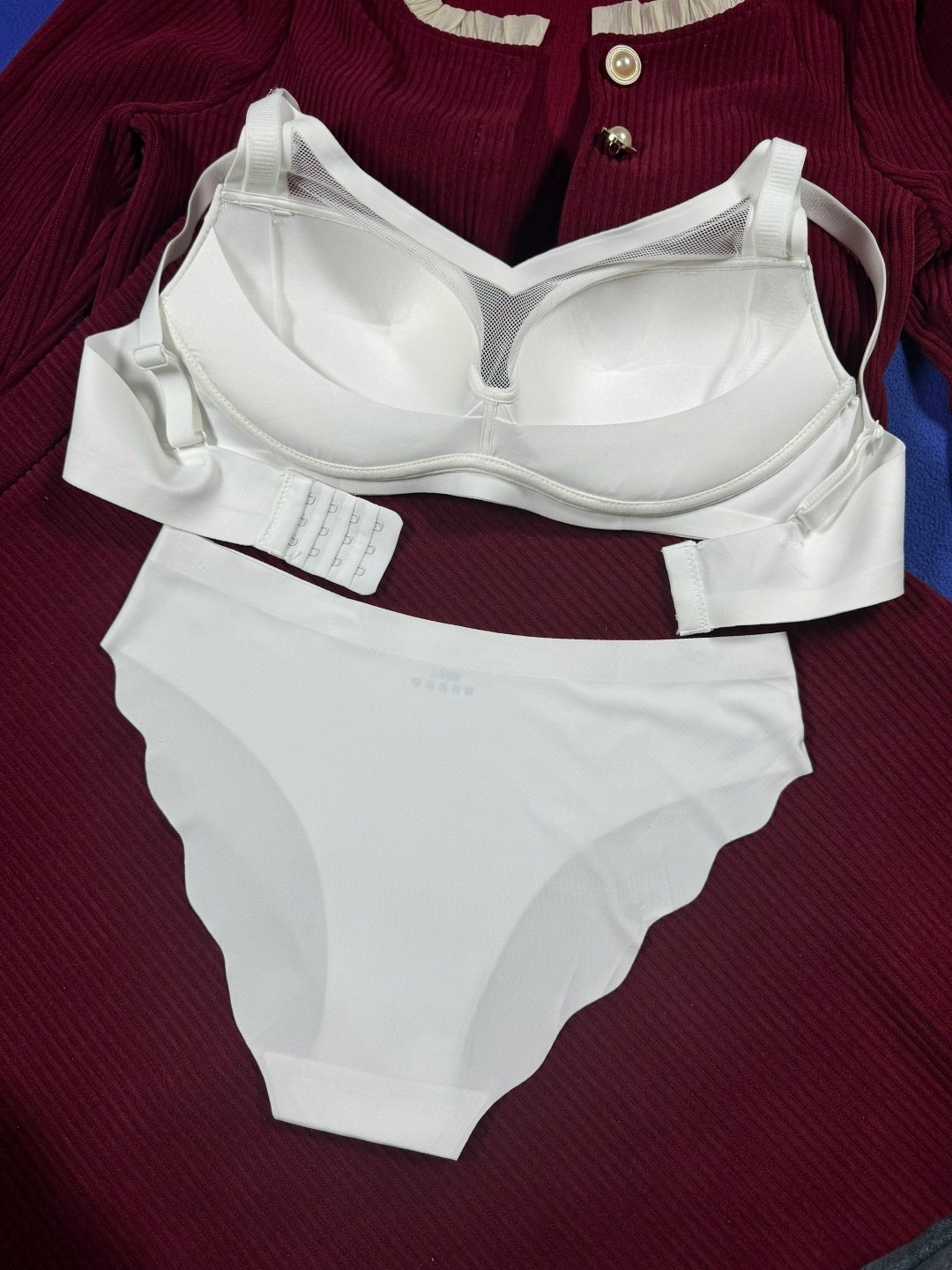 комплект женского нижнего белья,комплект нижнего белья,комплект нижнего белья белый,женская нижнее белье,комплект нижнего белья weiyesi