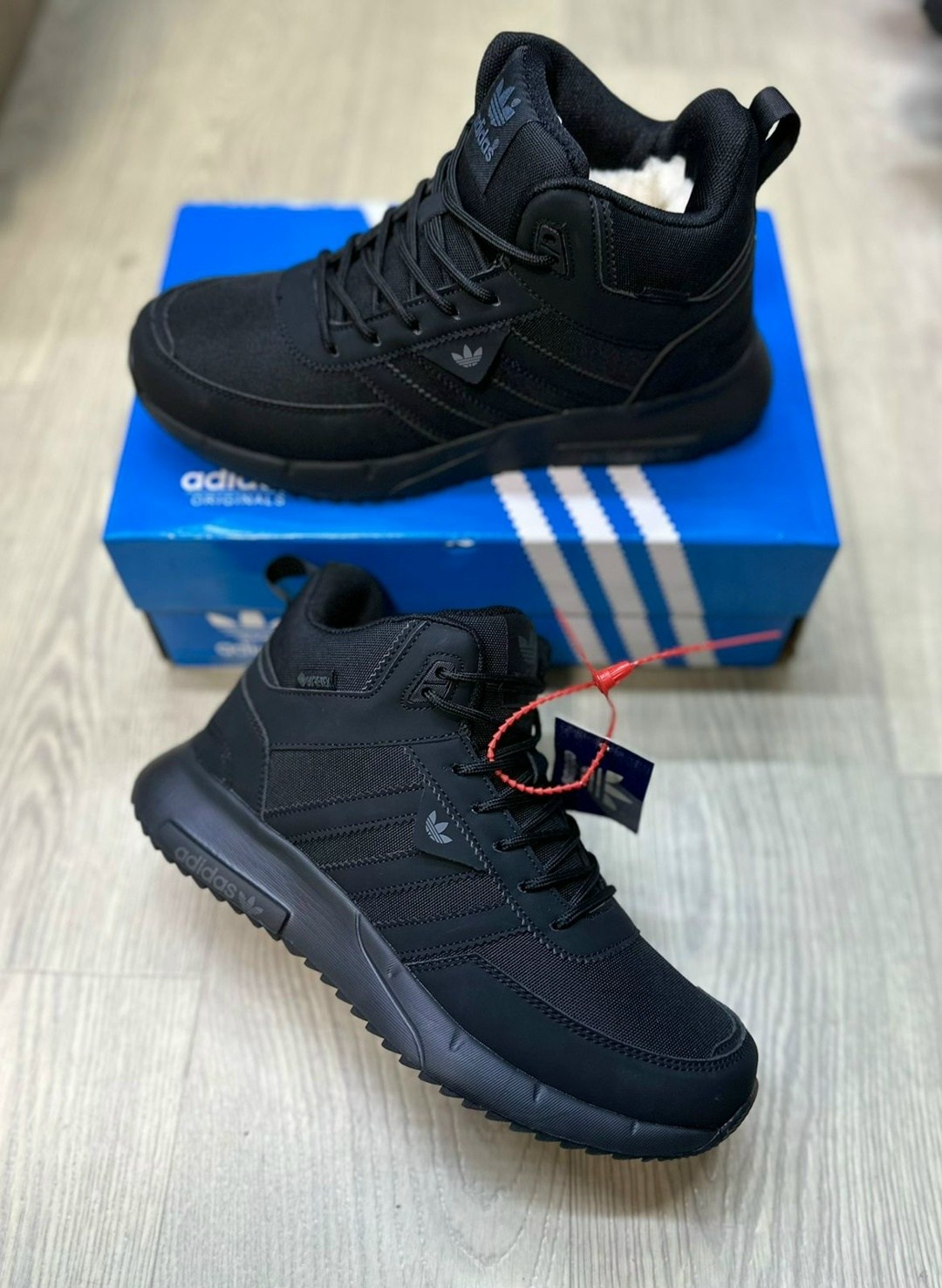 кроссовки зимние мужские adidas,зимние кроссовки adidas,adidas мужские кроссовки,кроссовки adidas,зимние мужские кроссовки