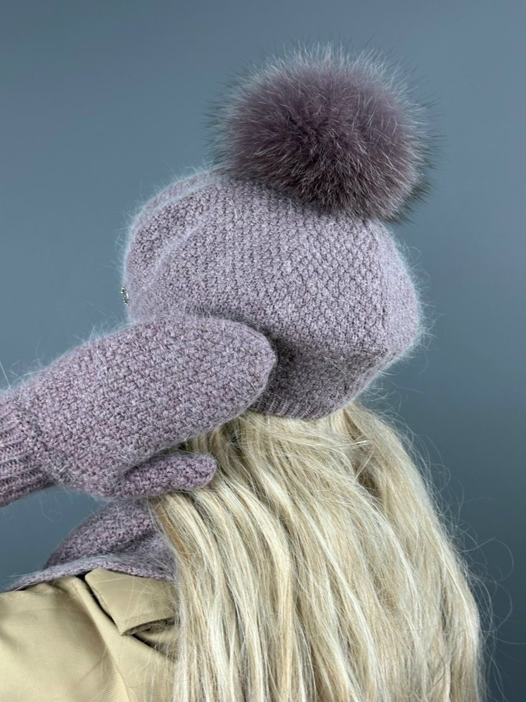 комплект шапки,шапка тыковка из пуха норки,шапка ангора мондиаль,шапка пушистая,варежки ангора