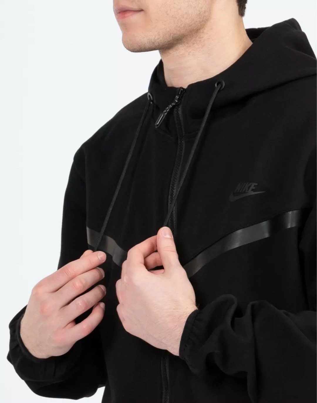 мужские спортивные штаны nike,брюки мужские nike,спортивные брюки nike,fila спортивные штаны черные мужские,зауженные брюки nike sportswear club fleece