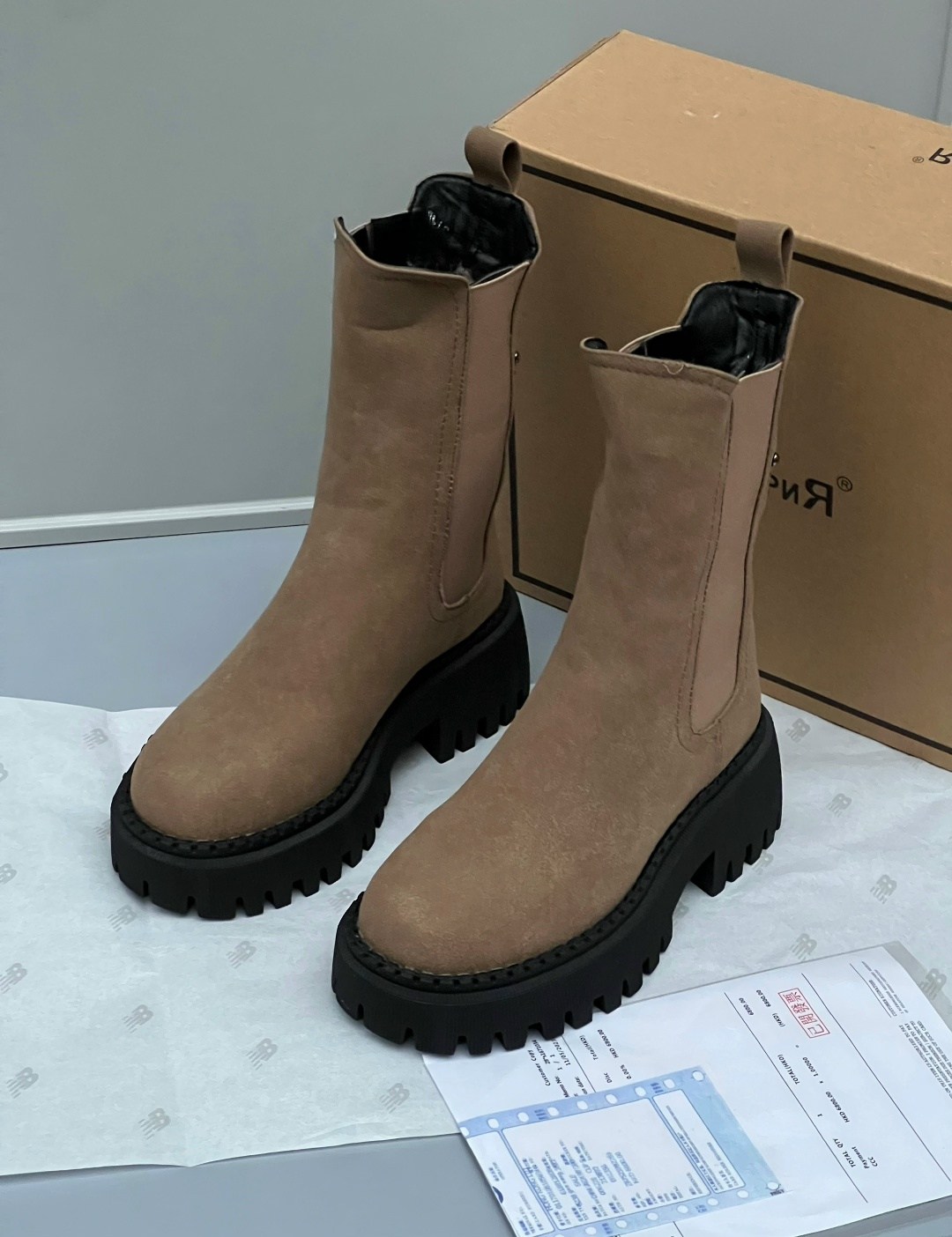 ,женские ботинки,ботинки, женская,ботинки модные