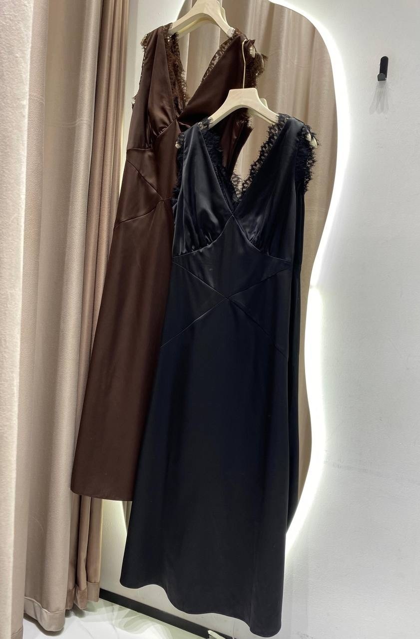 атласное платье,шелковое платье,вечернее платье,платье на бретелях,нарядное платье