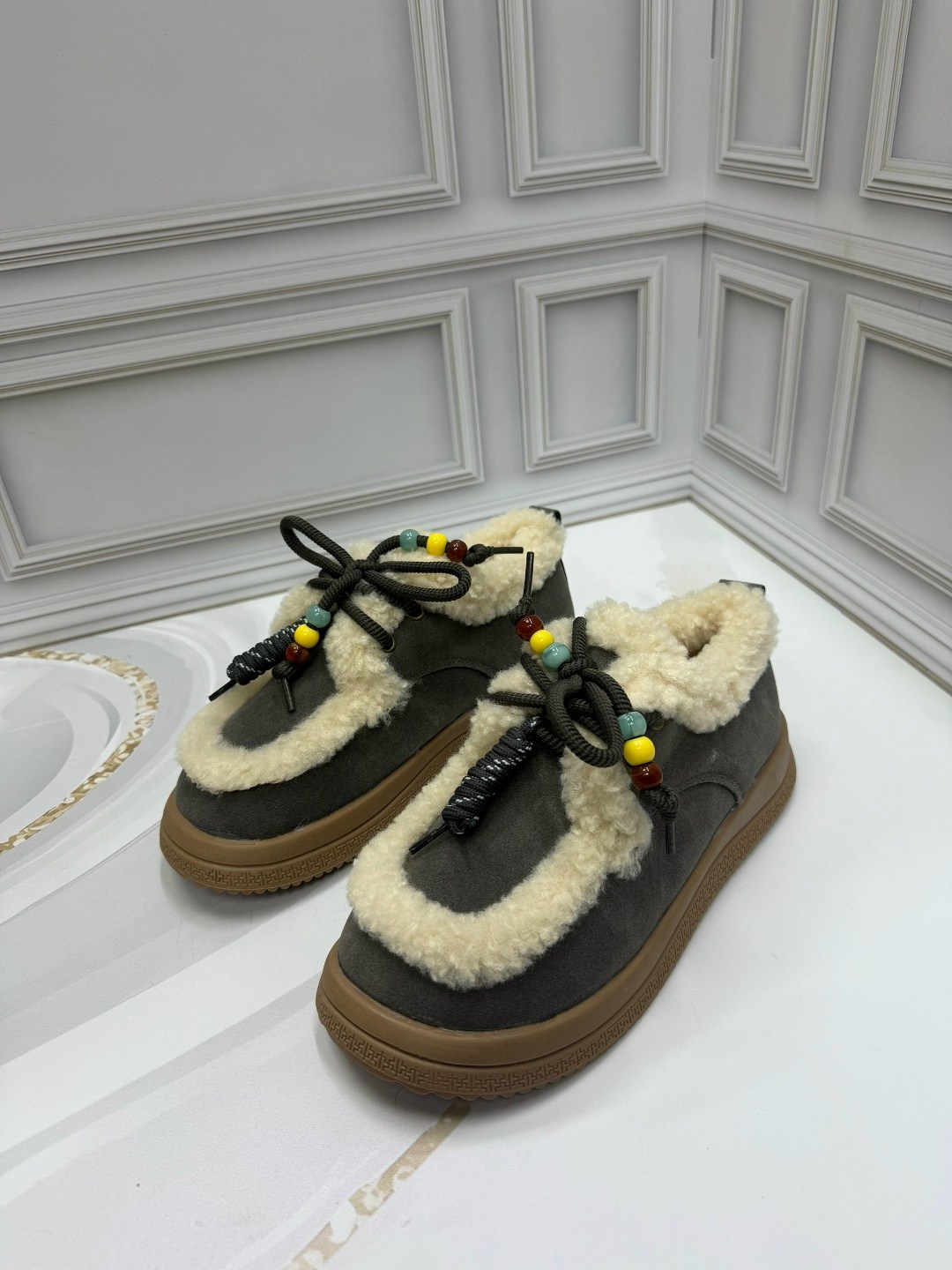 ,зимняя женская ,зимняя ,женские зимние ботинки,женская