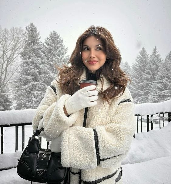 куртка барашек,плюшевая куртка,стильная дубленка,белая куртка,куртка