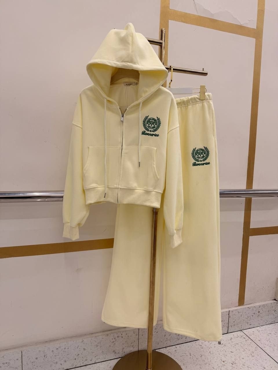 розовый костюм,женские костюмы спортивные,спортивные костюм,женский костюм