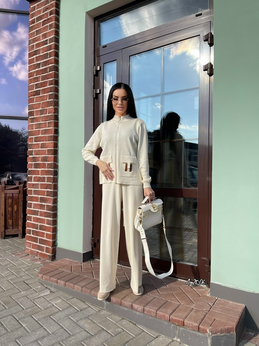 трикотажные костюмы,женские костюмы,костюм с брюками,костюм женский на флисе,женские спортивные костюмы