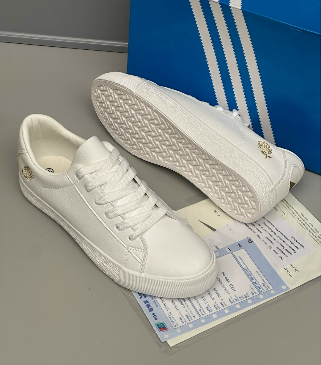 ,кроссовки adidas originals stan smith,женские кроссовки белые,белые кроссовки,кроссовки женскиe