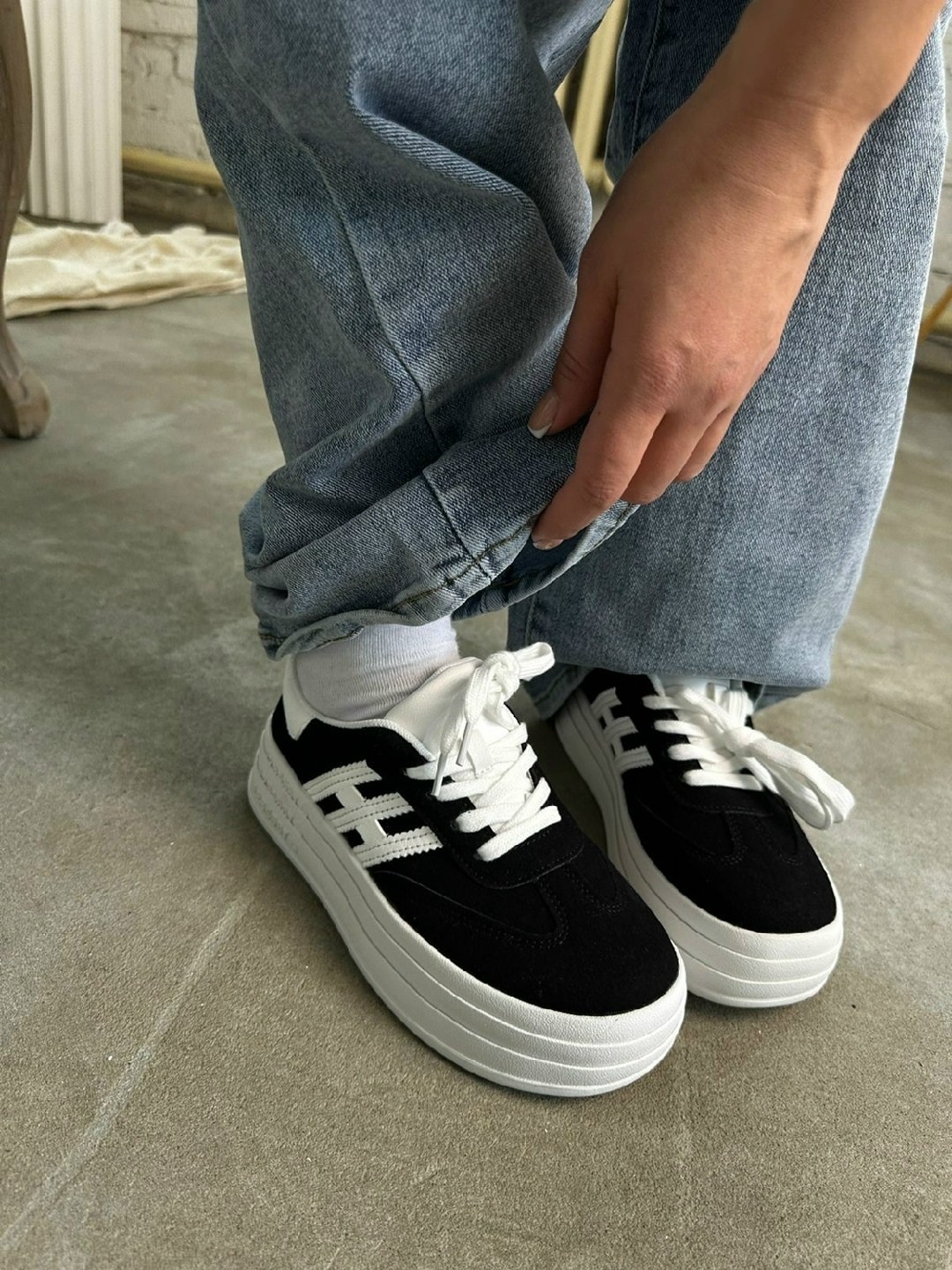 кроссовки женскиe,,кроссовки модные,стильные кроссовки,кроссовки женские модные