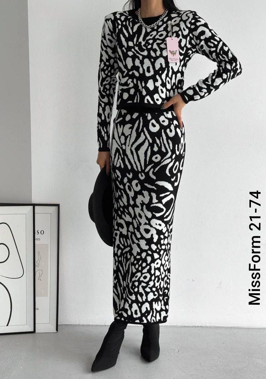 костюм с юбкой трикотажный,трикотажные костюмы женские,трикотажные костюмы,костюм с юбкой женский,стильные костюмы