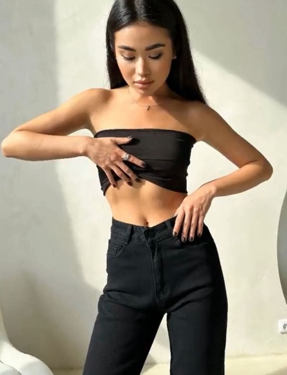 черные джинсы женские,женские джинсы,джинсы черные,стильные джинсы,черные джинсы широкие