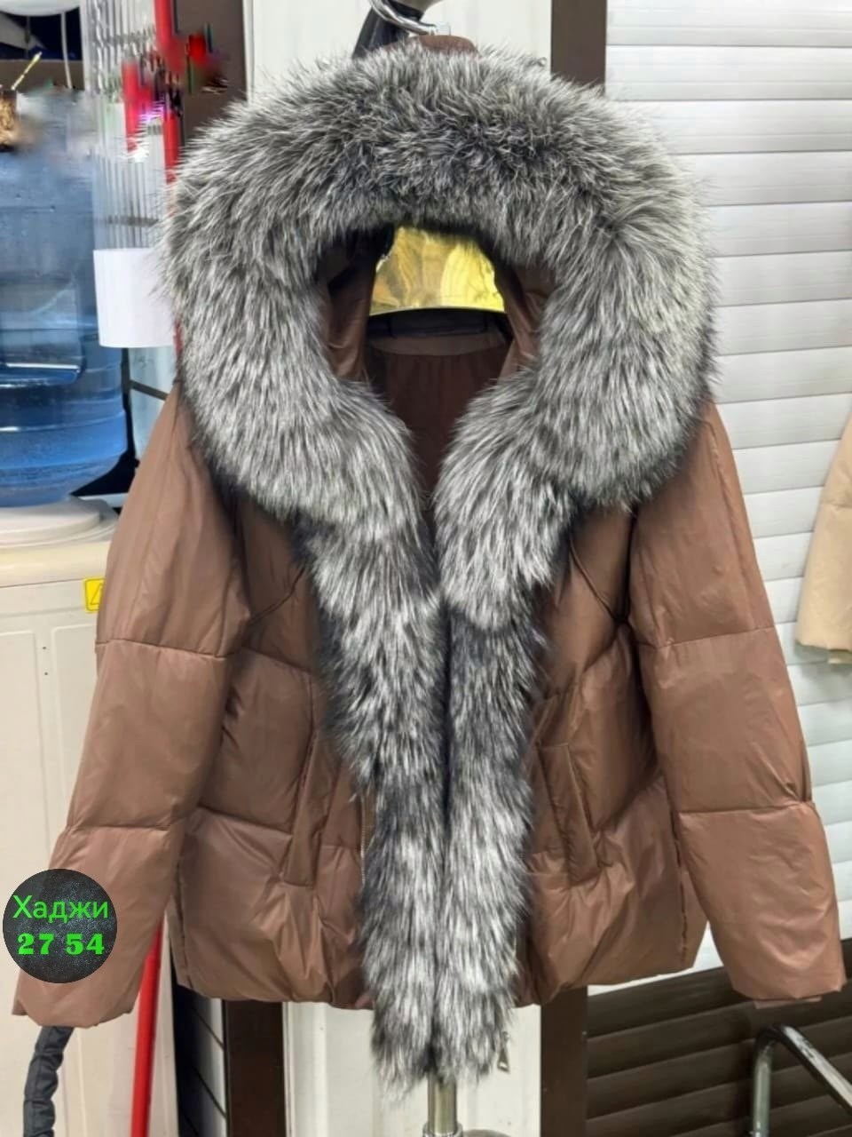 пуховики с мехом,пуховики с натуральным мехом,куртка пуховик с натуральным мехом,короткий пуховик с натуральным мехом,куртка зимняя с натуральным мехом